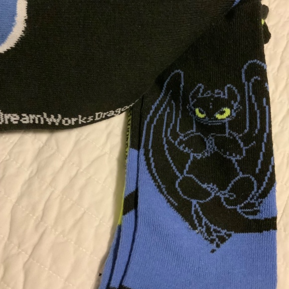 How to Train Your Dragon Toothless Crew Sock 3-Pack - Picture 7 of 7